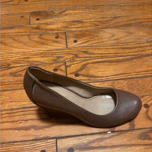 Kenneth Cole Reaction Wedge Thongs